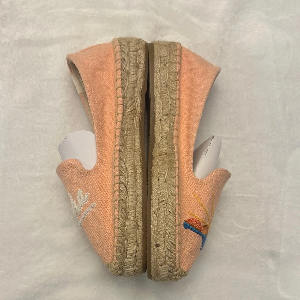 Brand new! Soludos x Lockhart Embroidery Pink Espadrilles size 5